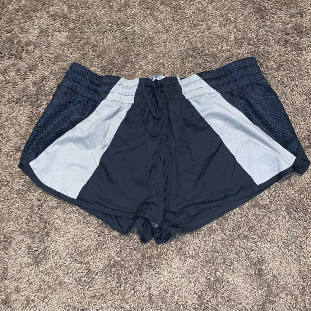 Lorna Jane Gray Zippy Run Shorts
